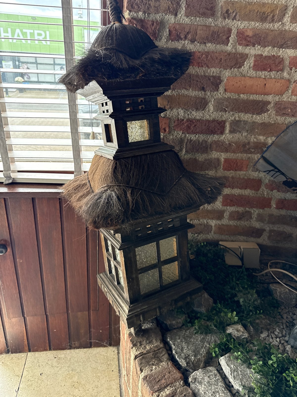 Oosterse tempels met verlichting, Ophalen