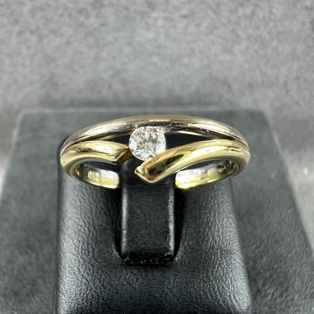 Gouden Ring | 14k* | 3,64g | solitair briljant|18,25| 411930, Sieraden, Tassen en Uiterlijk, Ringen, 18 tot 19, Gebruikt, Ophalen of Verzenden