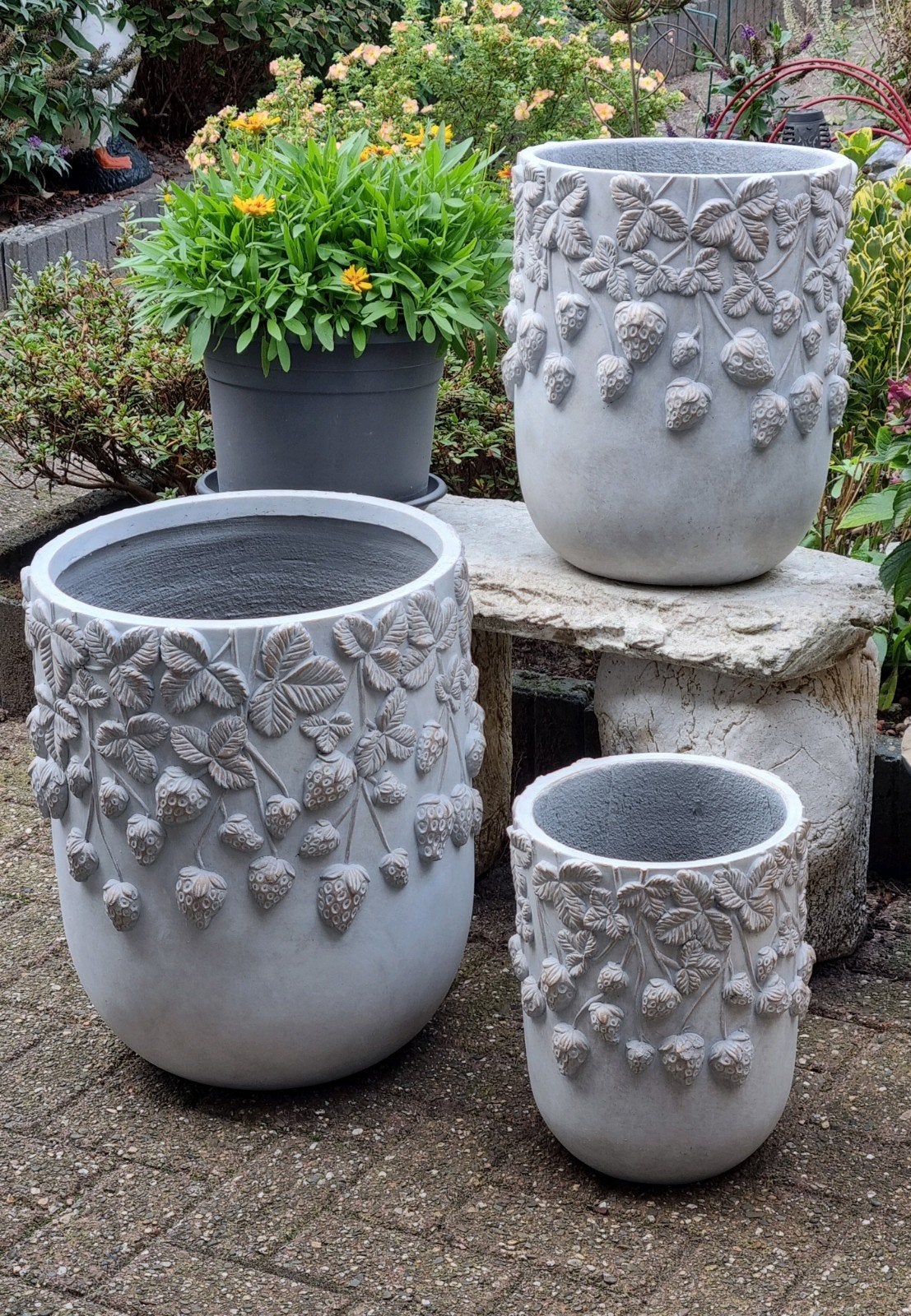 SET  VAN  3  BLOEMBAKKEN                 samen voor, Tuin en Terras, Ophalen, Zo goed als nieuw