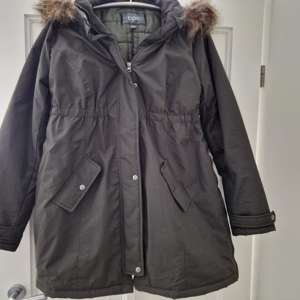 Groene parka jas van BPC, Maat 42/44 (L), Ophalen of Verzenden, Zo goed als nieuw, BPC