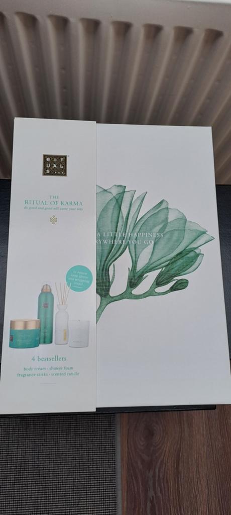 Rituals karma gift set L, Huis en Inrichting, Ophalen, Minder dan 50 cm, Nieuw, Schilderij