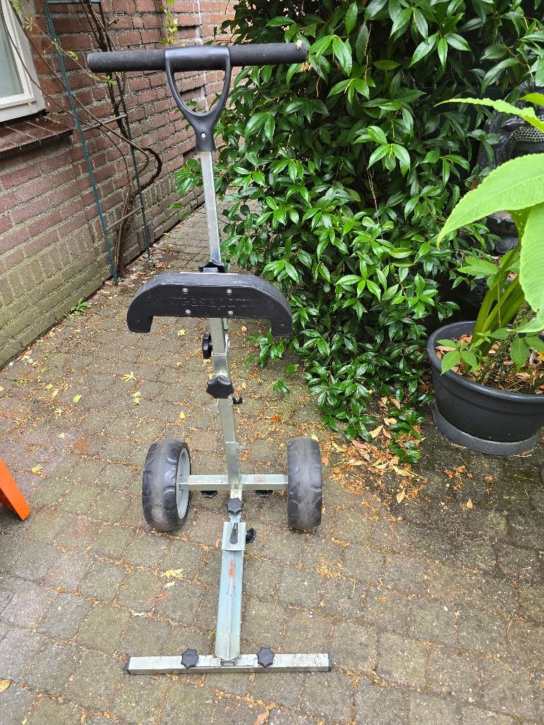 Buitenboordmotor standaard, Watersport en Boten, Ophalen, Zo goed als nieuw, Motor en Techniek
