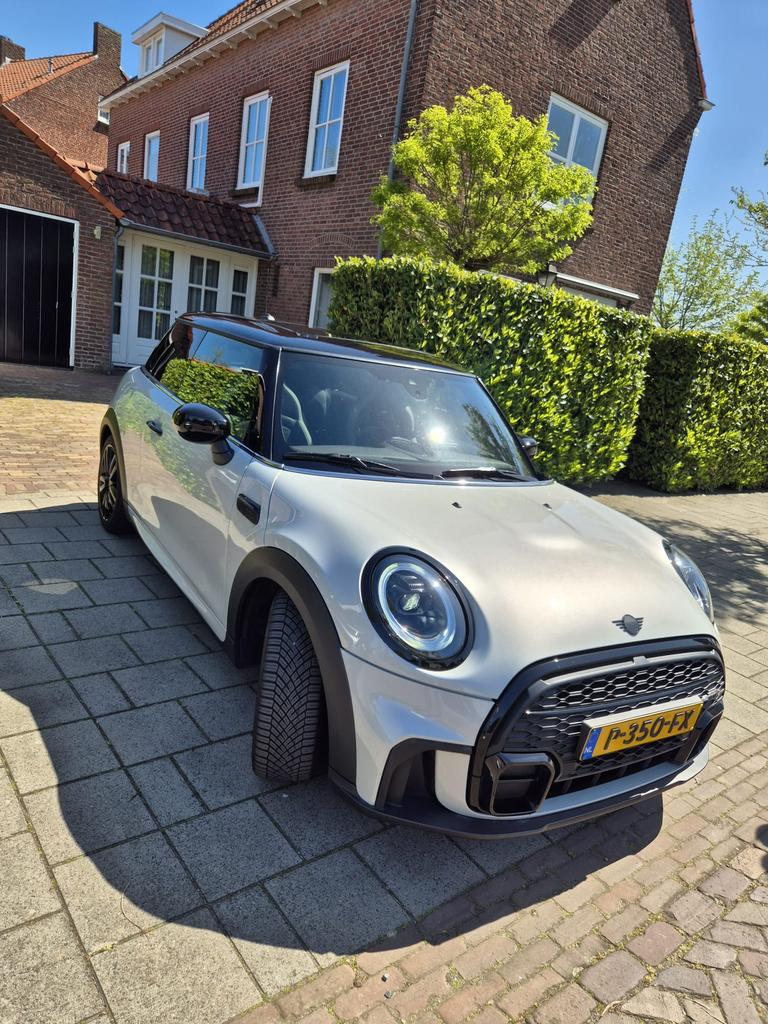 Foto 3 van Mini 3-deurs (f56) 1.5 136pk 2022 Wit