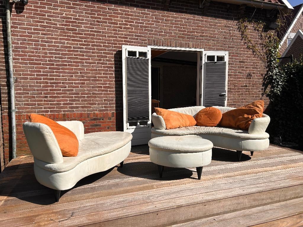 Design bank - creme leer, Huis en Inrichting, Ophalen, Gebruikt, Hoekbank, High-end design geïnspireerd op Kagan; geen massaproductiebank.