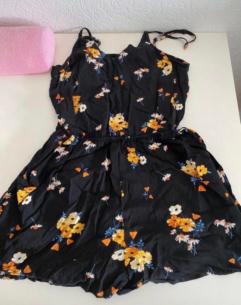 Leuke jumpsuit met bloemenprint, Kleding | Dames, Jumpsuits, Ophalen of Verzenden, Zo goed als nieuw, Maat 36 (S), Meerkleurig