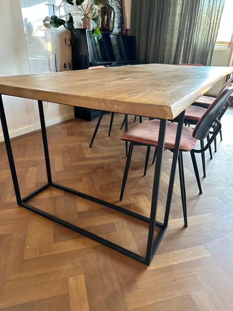 LAATSTE KANS: Massief eiken tafel stalen poten - 260x100 cm, Ophalen, Gebruikt