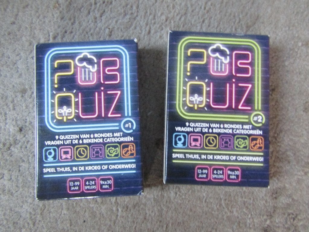 Quizspel: Pub quiz deel 1 en 2, Compleet, Ophalen of Verzenden, Gebruikt