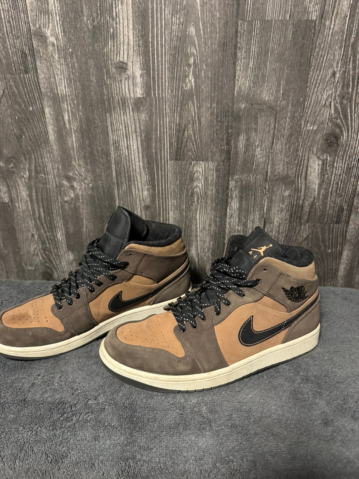 Nike Air Jordan 1 Chocolate  44, Bruin, Ophalen of Verzenden, Sneakers of Gympen, Zo goed als nieuw