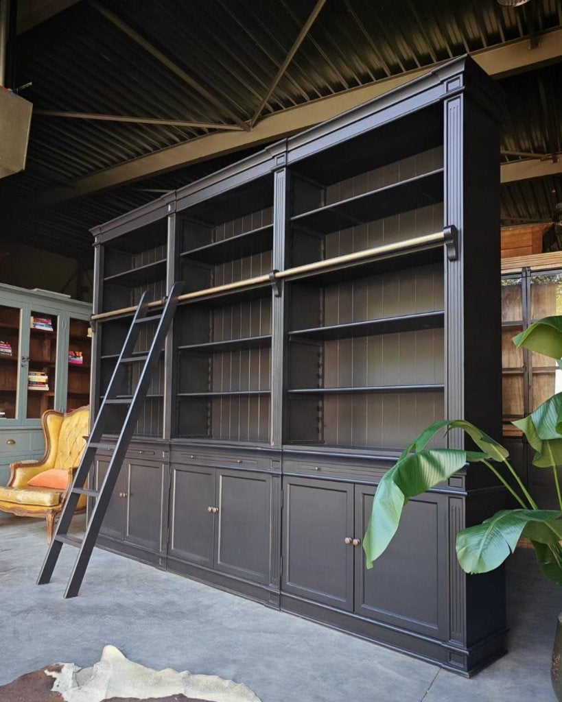 XXL Zwarte boekenkast | Chique Bibliotheekkast |  #343, Niet ingevuld, Met deur(en), 200 cm of meer, Teakhout