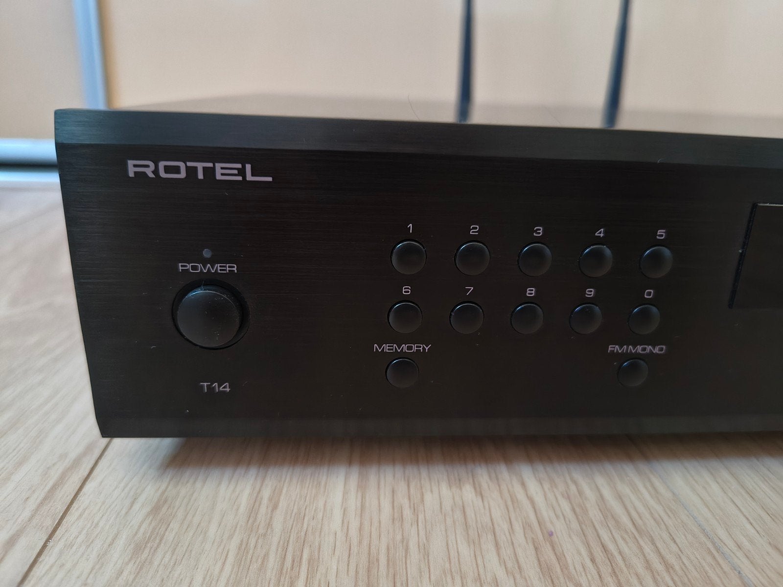Fraaie Rotel T14 Streamer DTS Play-Fi / FM DAB+ Tuner, Ophalen, Gebruikt