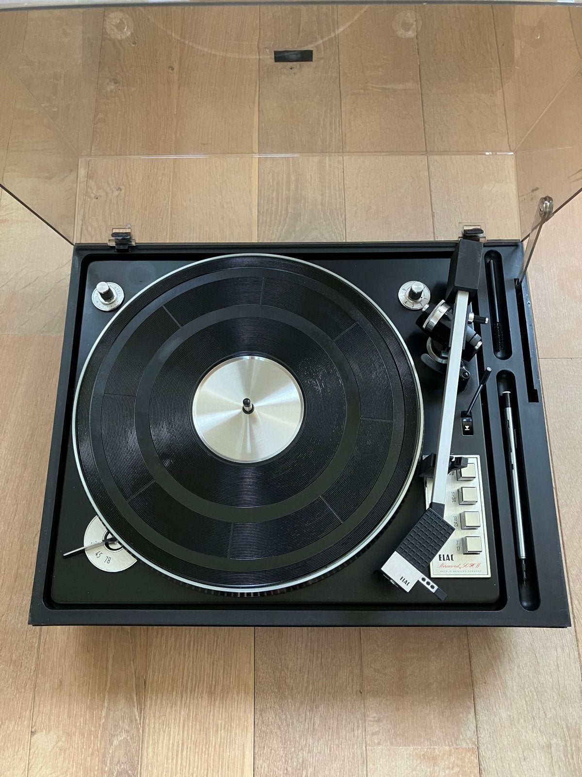 Vintage ELAC Miracord 50H II Platenspeler Notenhout kleur, Automatisch, Zo goed als nieuw, Platenspeler, Ophalen