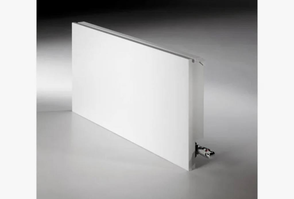Nette omkasting radiator jaga linea 80x50, 30 tot 80 cm, Radiator, Ophalen of Verzenden, Zo goed als nieuw
