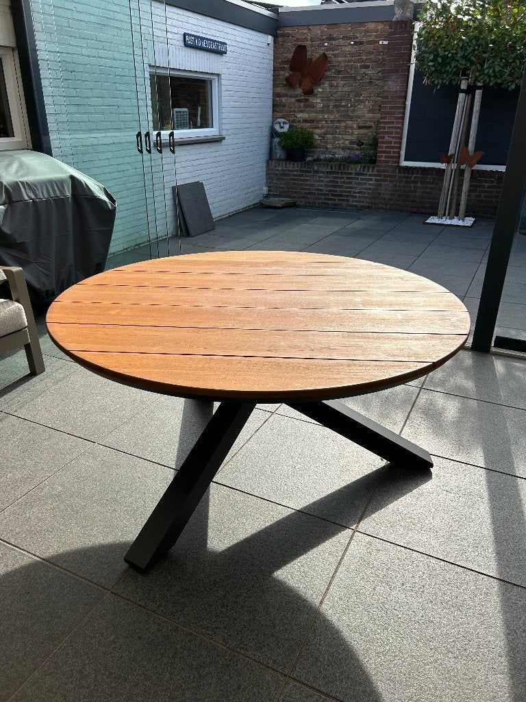 tuin/eettafel, Ophalen, Zo goed als nieuw, Rond, Hout
