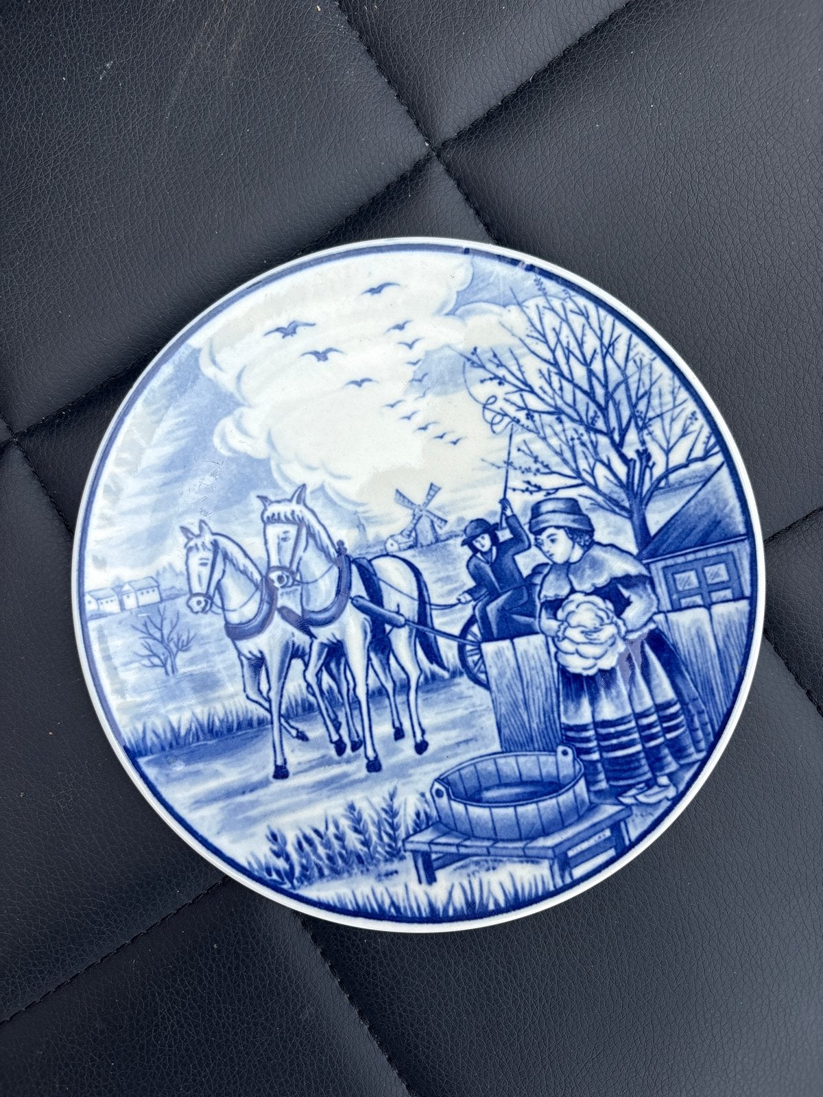 Royal Delft Blauw Handwerk Bordje met Hollands Tafereel, Antiek en Kunst, Ophalen of Verzenden