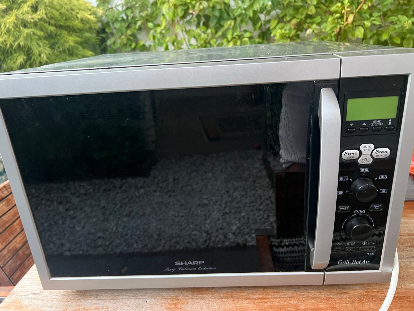Sharp Combimagnetron R-937 Grill-Hete Lucht, Ophalen, Combimagnetron, Gebruikt, Grill