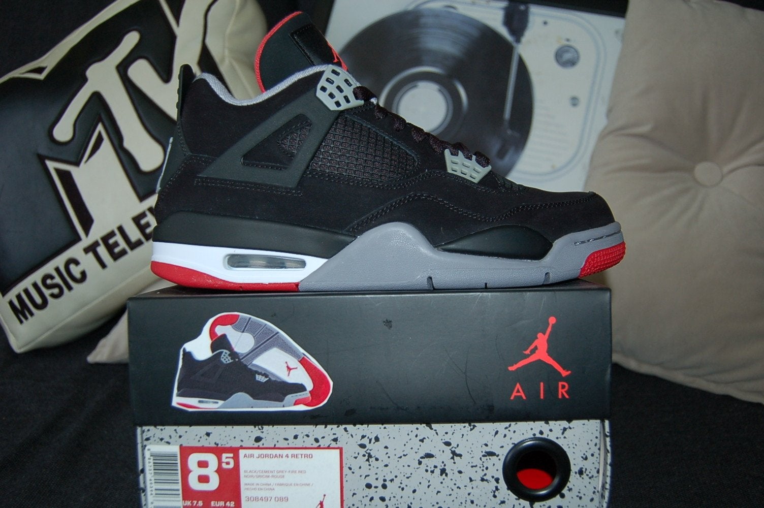 Nike Air Jordan 4 Retro 'Bred' 2012 - Maat 42, Kleding | Heren, Zwart, Nieuw, Ophalen of Verzenden, Sneakers of Gympen
