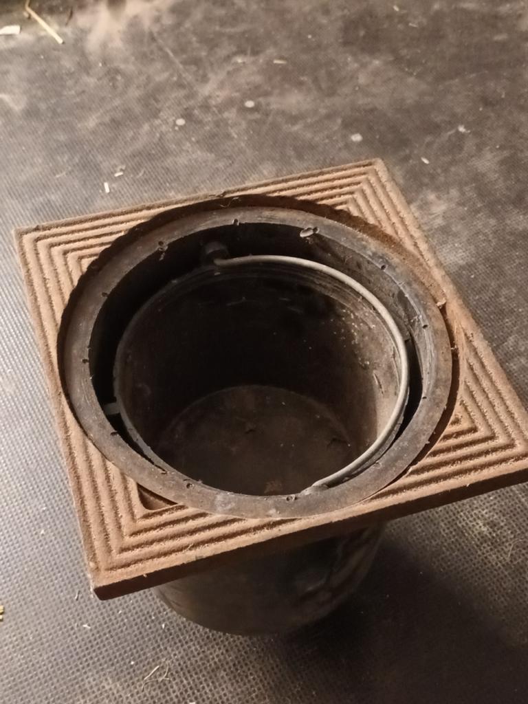 Gietijzeren straatput, Ophalen of Verzenden, Minder dan 2 meter, 80 mm of meer, Overige materialen