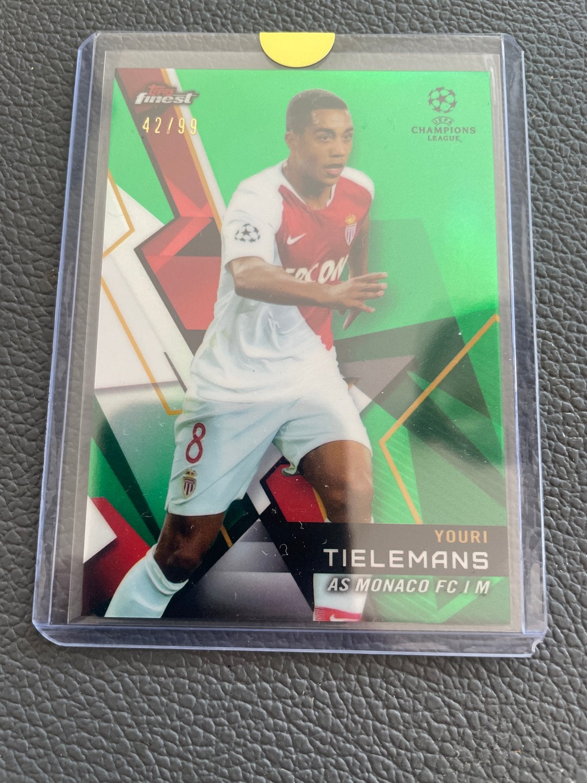 Youri Tielemans Topps Champions League Kaart 42/99, Ophalen of Verzenden, Zo goed als nieuw, Buitenlandse clubs, Spelerskaart