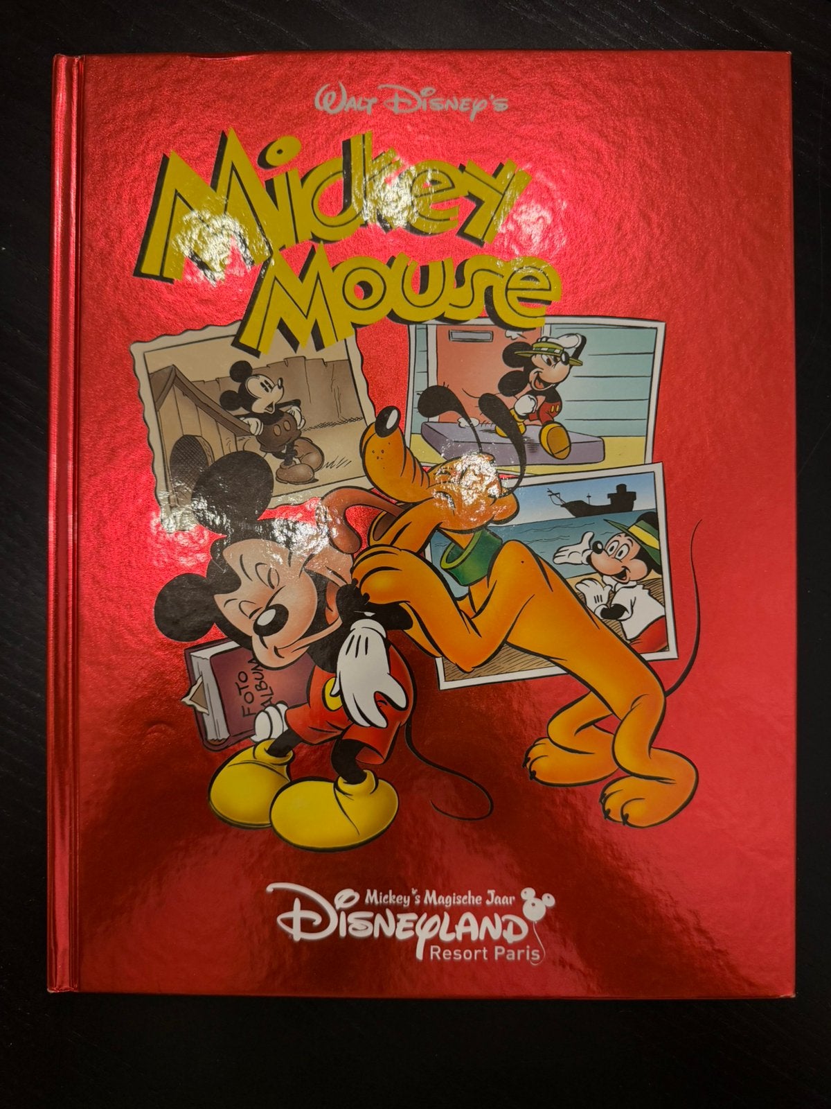 Mickey Mouse 80 jaar Disneyland Resort Paris HC 1e druk 2008, Eén stripboek, Ophalen of Verzenden, Zo goed als nieuw