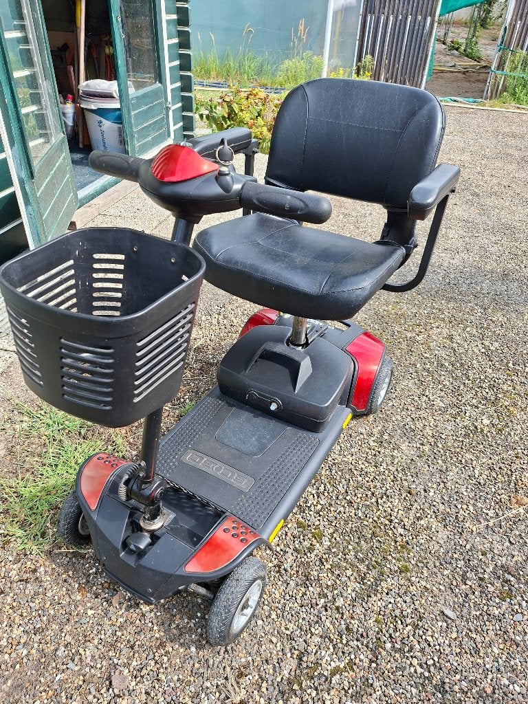 Scootmobiel GoGo Elite Traveller (demontabel) Pride Mobility, Diversen, Brommobielen en Scootmobielen, Ophalen, Pride, 10 km/u of minder