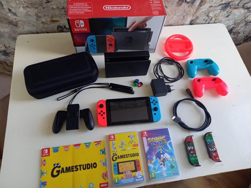 Nintendo Switch Compleet met Doos

Accessoires, Spelcomputers en Games, Spelcomputers | Nintendo Switch, Gebruikt, Switch Original