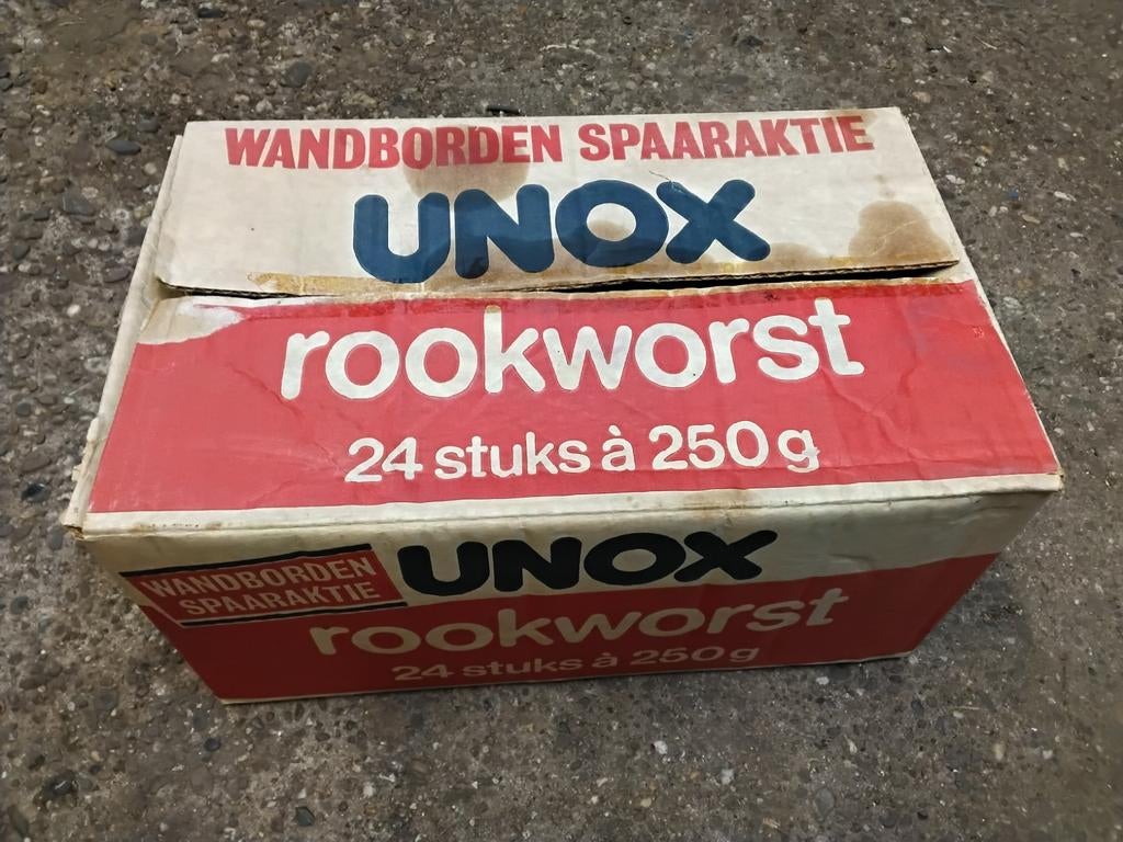 UNOX KARTONNEN DOOS VOOR ROOKWORSTEN, Ophalen of Verzenden