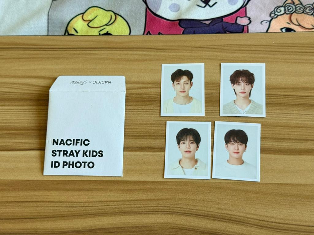 Stray Kids x Nacific ID photos, Ophalen of Verzenden, Zo goed als nieuw, Foto of Kaart