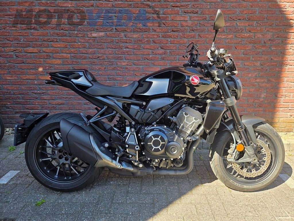 HONDA CB 1000 R BLACK EDITION (bj 2021) 1721KM !, Motoren, HONDA, 4 cilinders, Motorrijbewijs A, Bedrijf