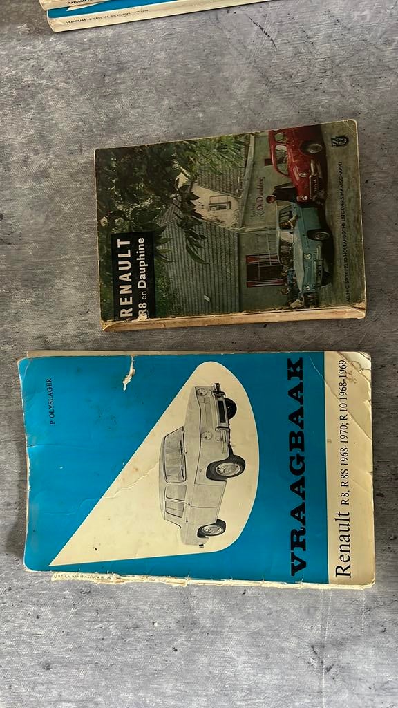 Vraagbaak en boekje Renault R8 1968-1970, Ophalen of Verzenden