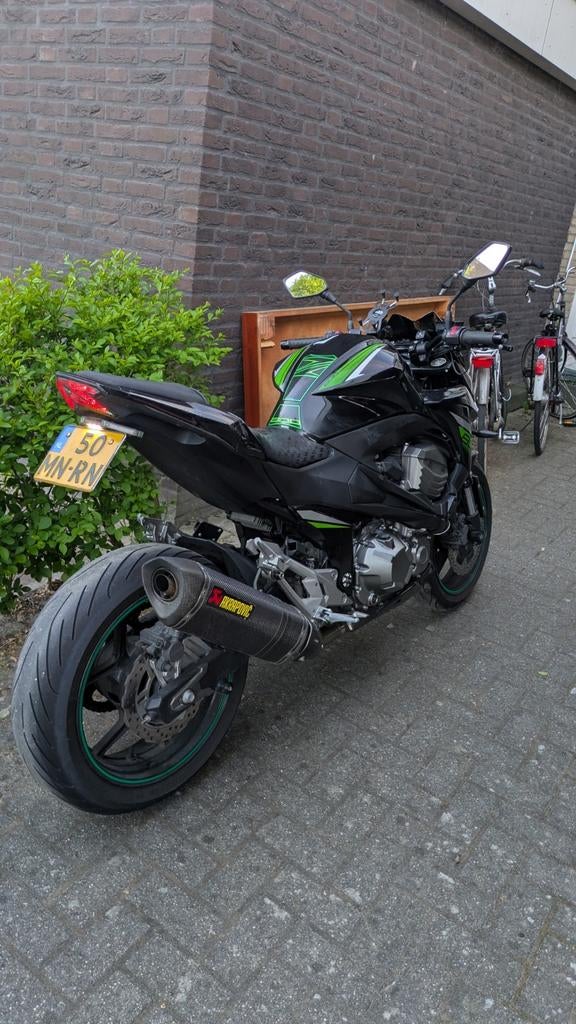 Complete Kawasaki Z800 (35kw op kenteken), Particulier, Naked bike