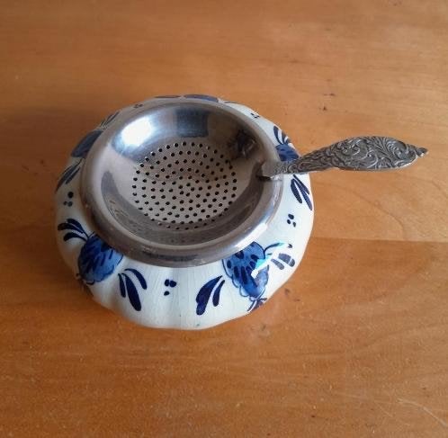 Antiek Delftsblauw theezeefje + lekbakje. Vintage, brocante., Ophalen