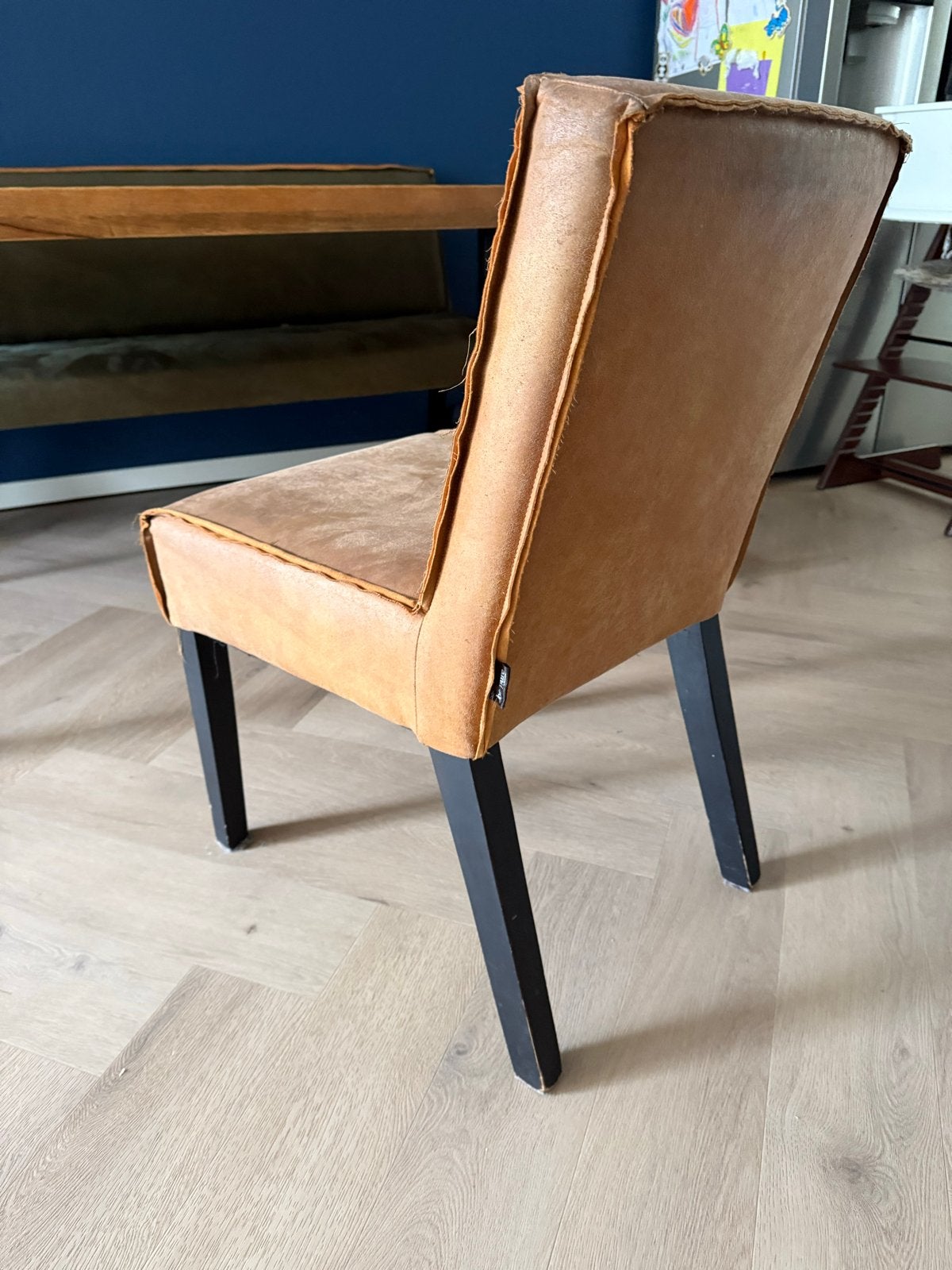 Foto 6 van Eettafel met bank en stoelen - Be Pure