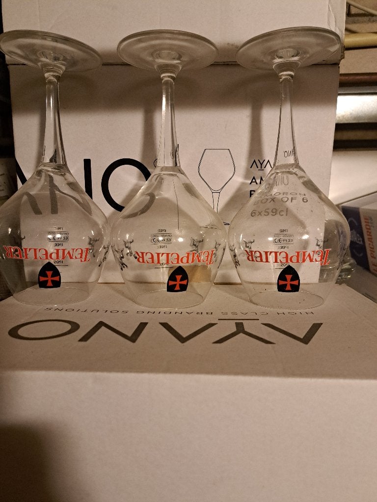 bierglazen nieuw in doos, Verzamelen, Ophalen, Nieuw, Glas of Glazen, Overige merken