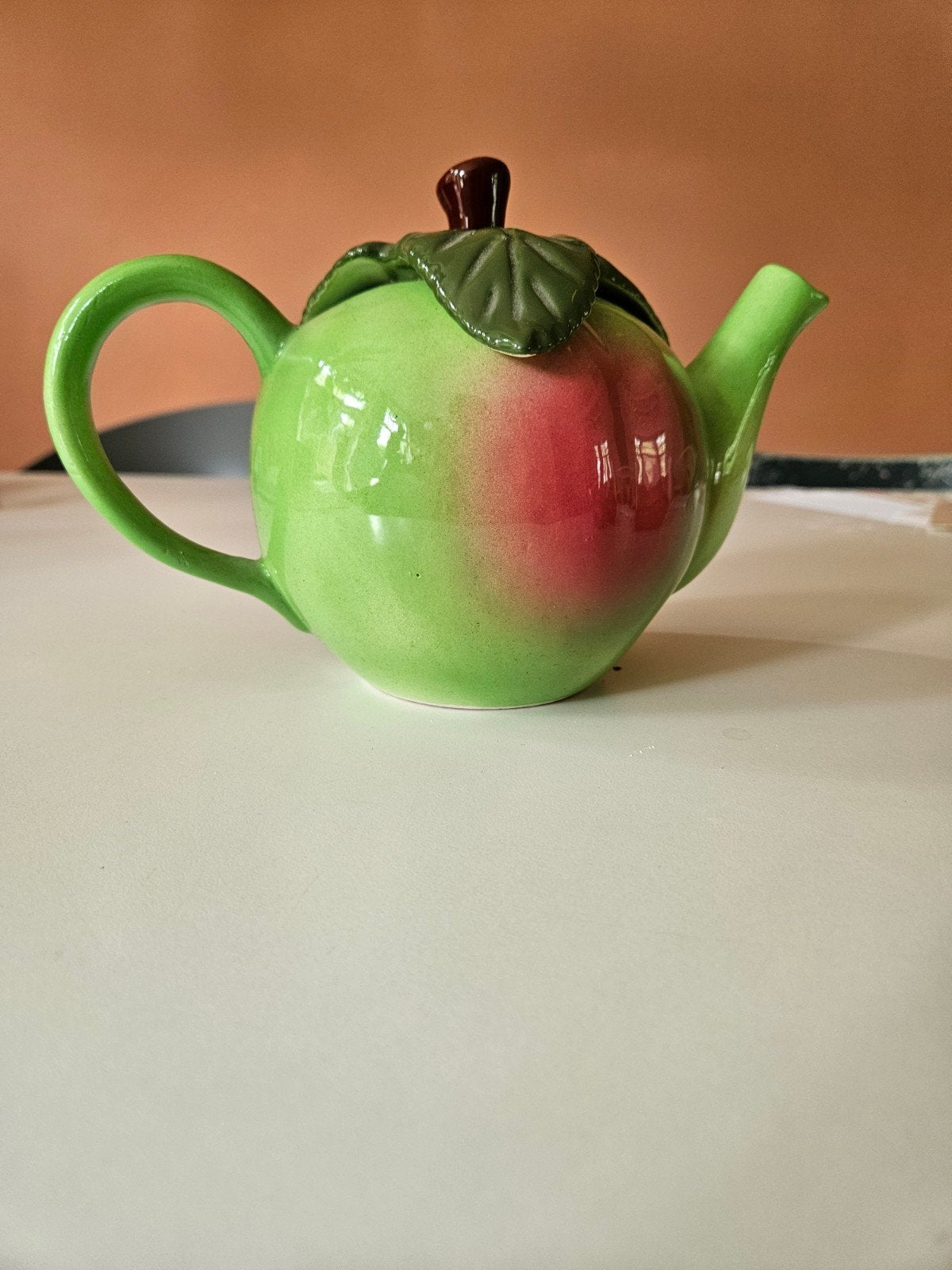 Vintage Engelse Aardewerk Theepot - Appel Design, Antiek en Kunst, Ophalen of Verzenden