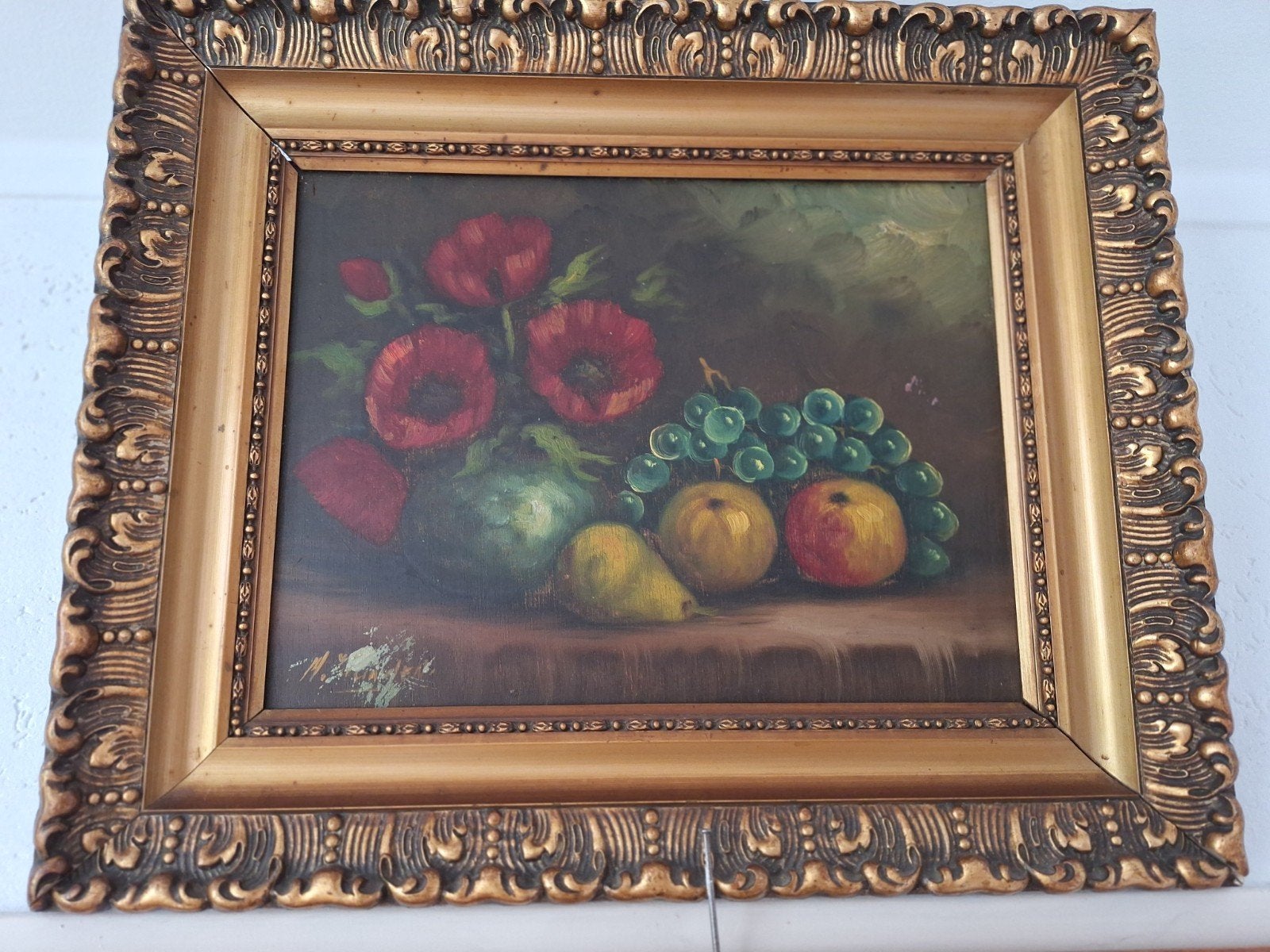 Klassiek stilleven met bloemen en fruit in sierlijke lijst, Antiek en Kunst, Ophalen of Verzenden