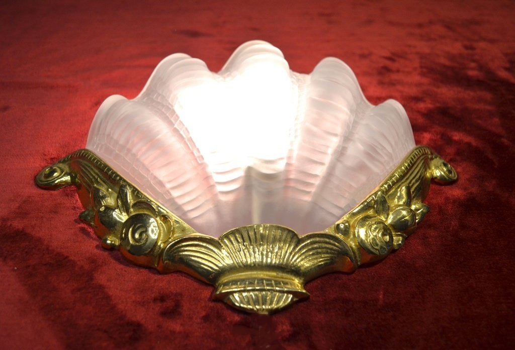 XL Gouden Art-Deco / Art-Nouveau schelplamp - Persglas 1930, Gebruikt, E14 (klein), Ophalen of Verzenden, Wandlamp