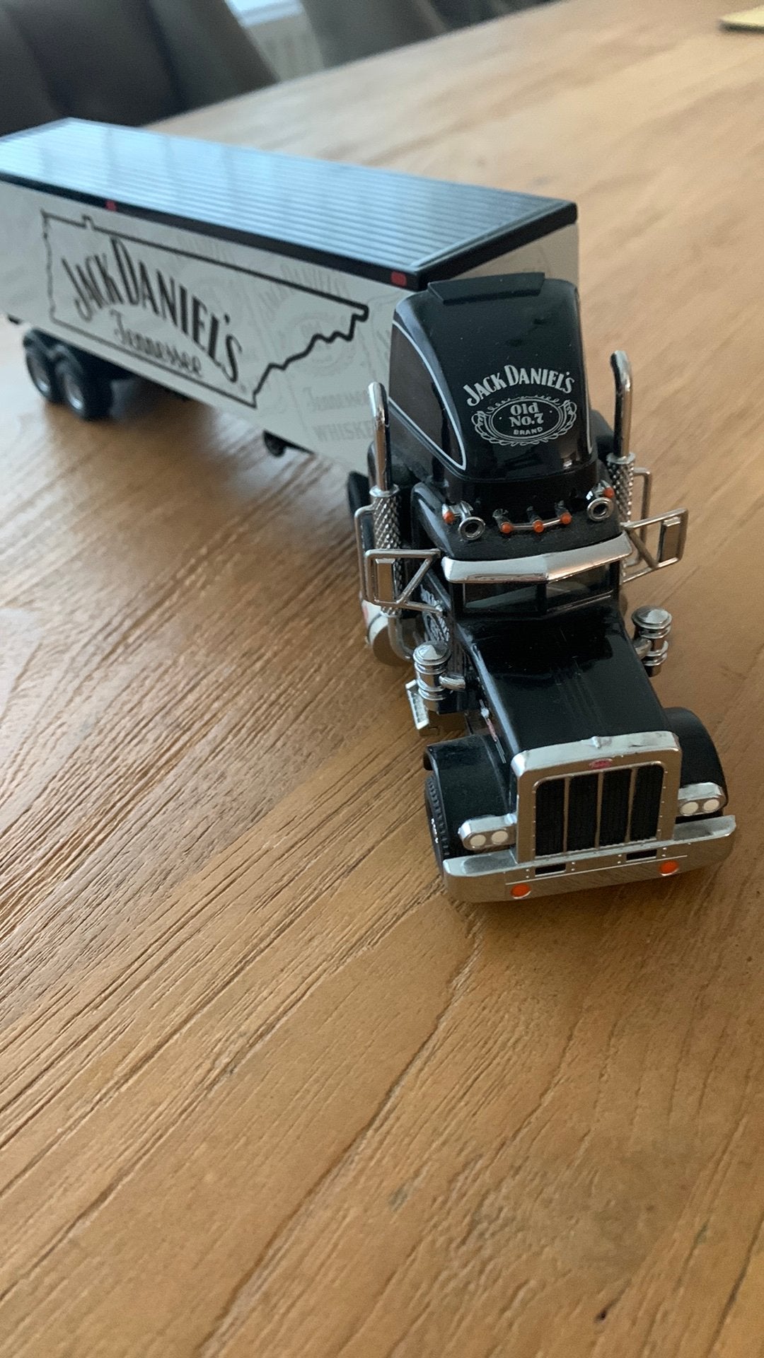 Metalen vrachtwagen zonder doos nieuw, Hobby en Vrije tijd, Modelauto's | 1:50, Ophalen, Nieuw, Bus of Vrachtwagen, Overige merken