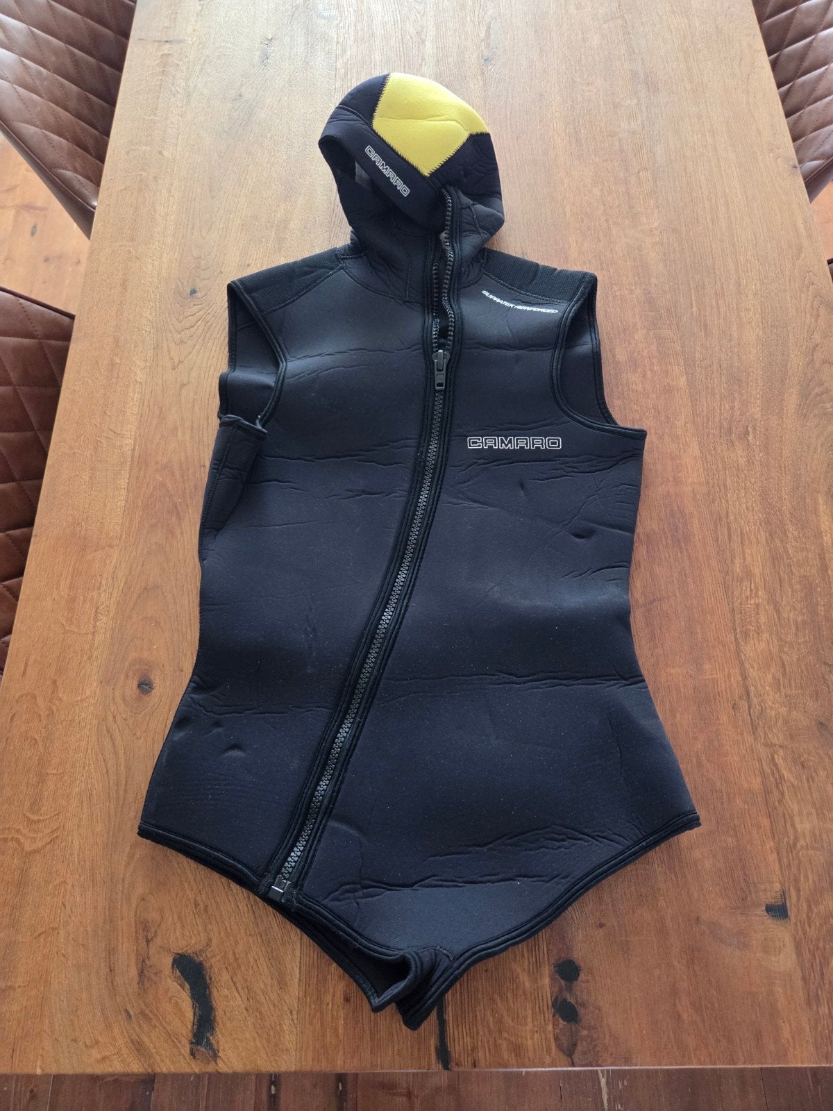 Camaro Wetsuit met capuchon - Maat 98, Wetsuit, Gebruikt, Camaro, Ophalen of Verzenden