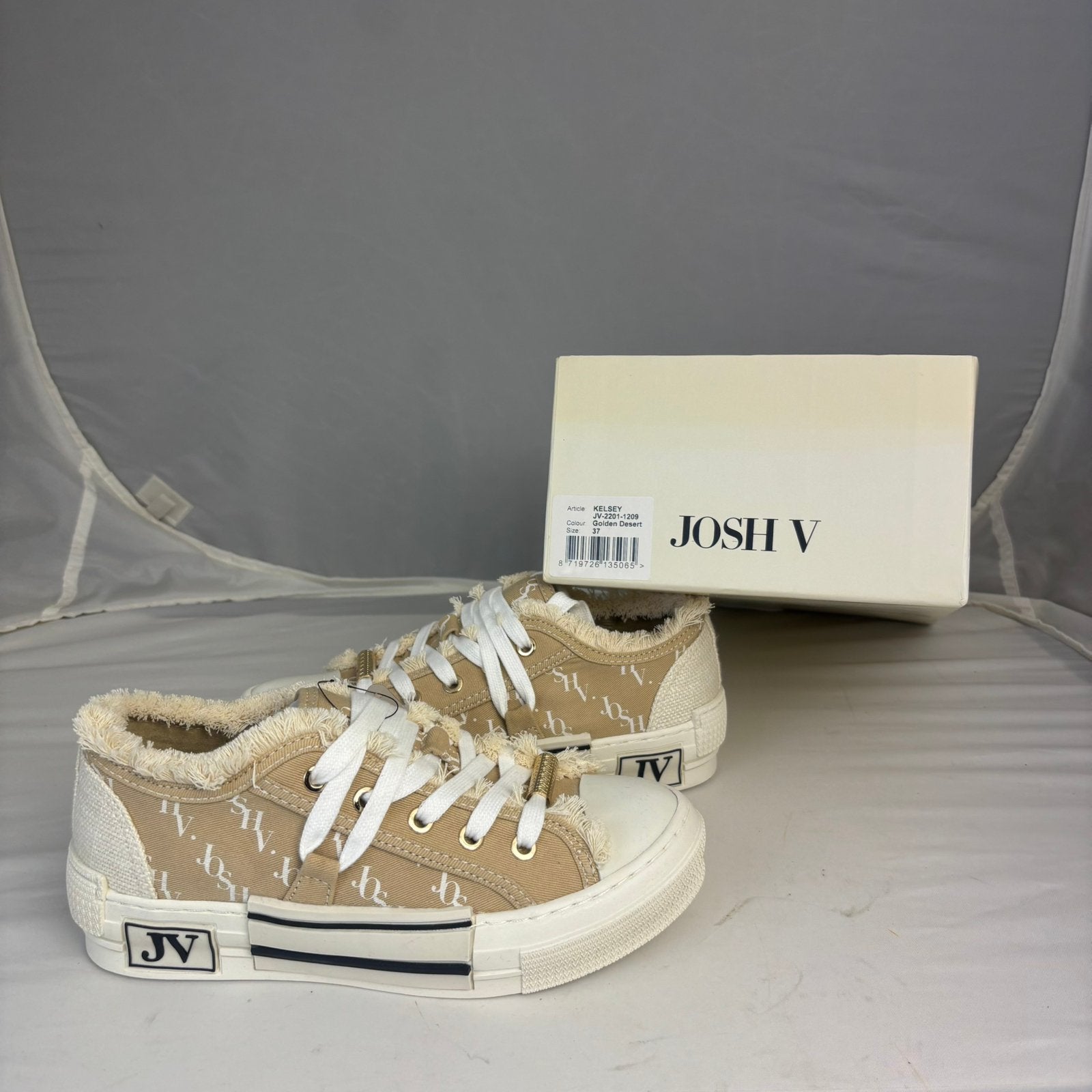 Josh V dames NIEUWE lage sneakers kelsey maat 37 beige creme, Verzenden, ., Nieuw, Violenhoeksweg 15-u