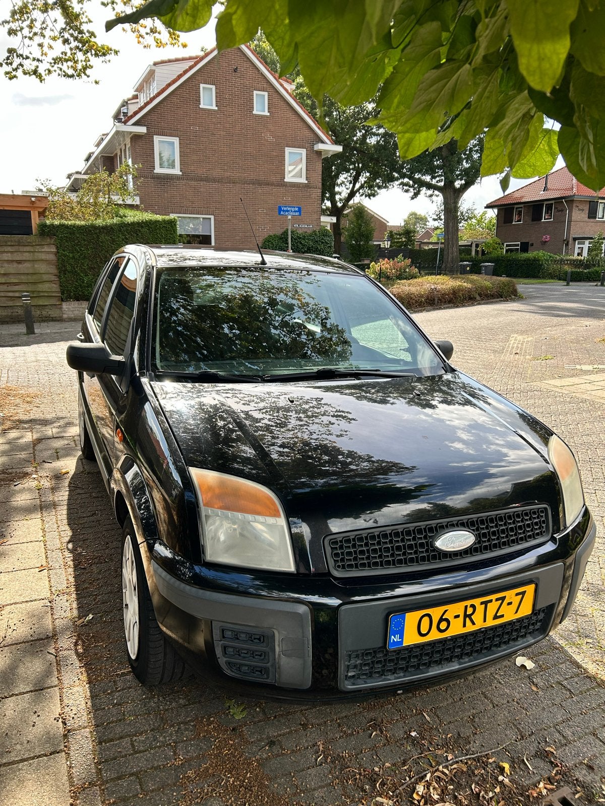 Ford Fusion 1.4 16V 2011 Zwart met 1 jaar APK, Auto's, Voorwielaandrijving, 15 km/l, Origineel Nederlands, Particulier