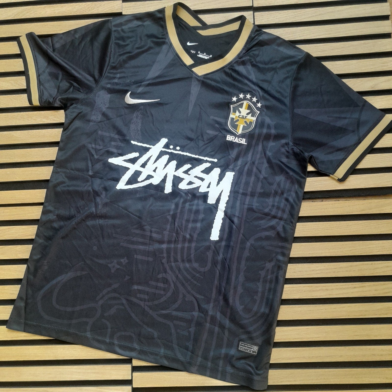 Stussy X Brazilië voetbalshirt Maat M, Verzenden, Nieuw, Maat 48/50 (M), Zwart