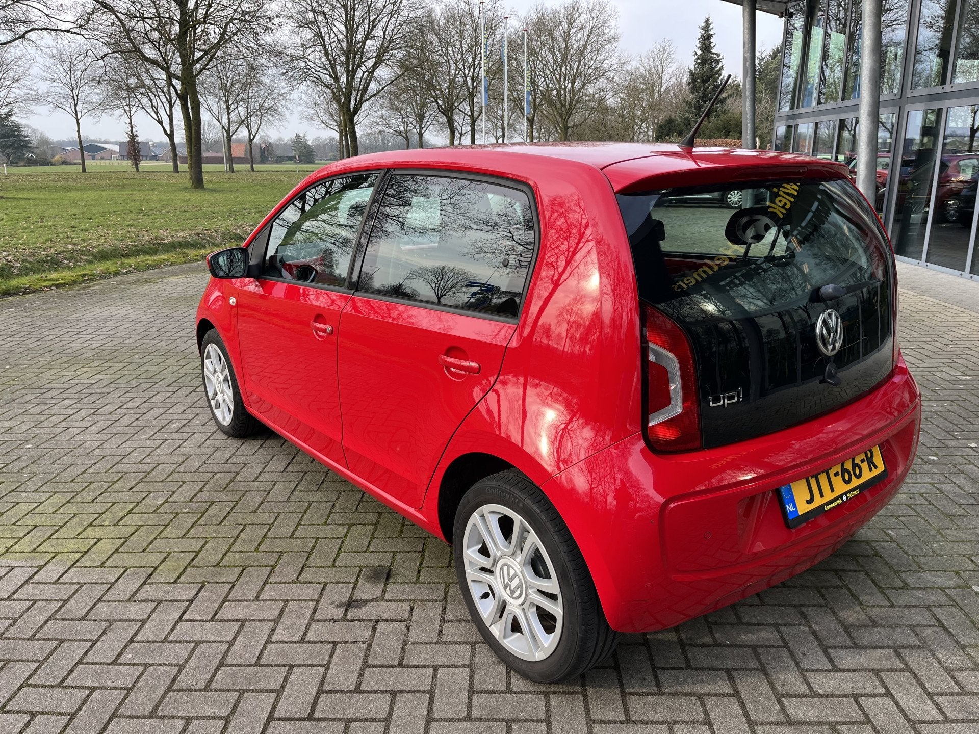 Volkswagen up! 1.0 high up! | AIRCO | CRUISE | PDC | STOELVE, Auto's, Volkswagen, Euro 5, Stof, Up!, 4 stoelen