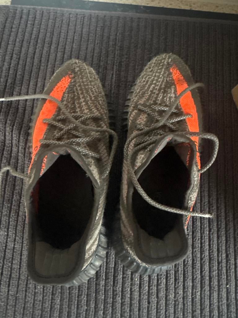 Adidas Yeezy Boost 350 V2 - Maat 43 1/3, Kleding | Heren, Schoenen, Ophalen of Verzenden, Zo goed als nieuw, Overige kleuren, Sneakers of Gympen