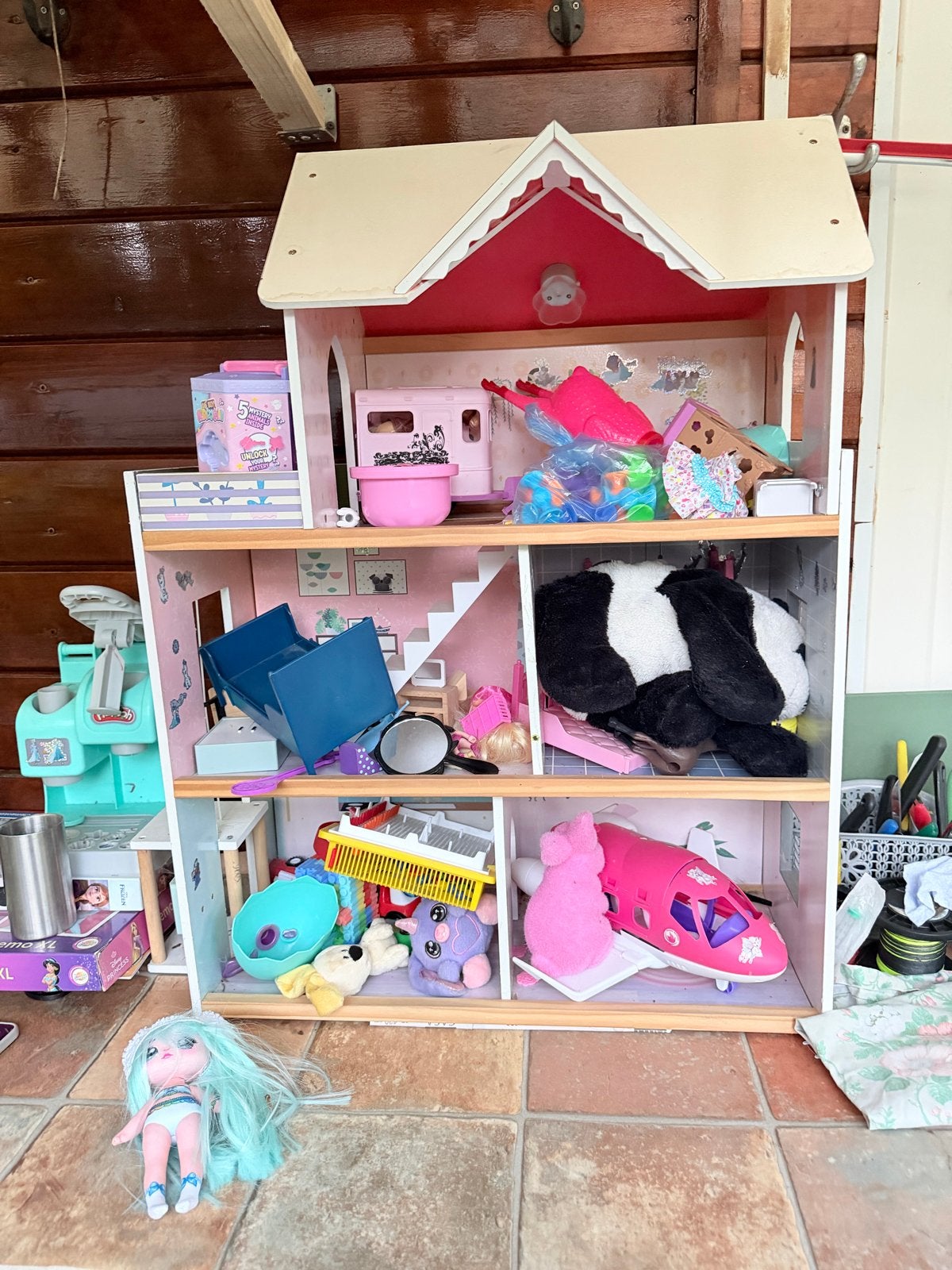 Groot poppenhuis met accessoires en speelgoed, Ophalen, Gebruikt, Overige typen