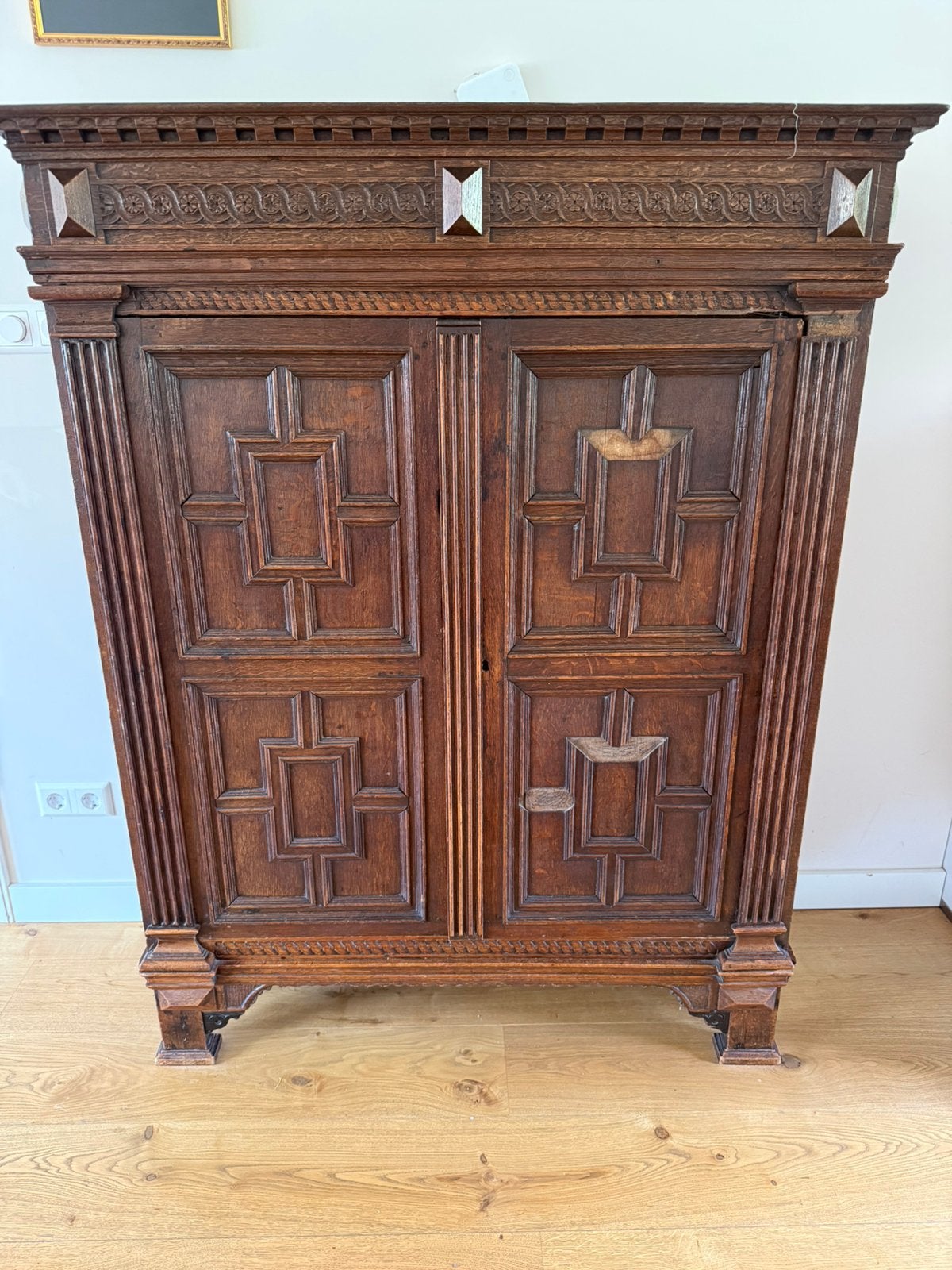 Antieke eiken kast – rijk houtsnijwerk - Renaissance, Ophalen