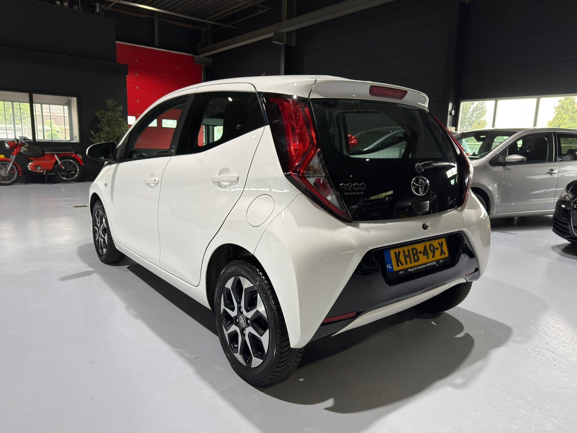 Toyota Aygo 1.0 VVT-i x-fun 1ste eigenaar|CarPlay|Lane assis, Auto's, Voorwielaandrijving, Dealer onderhouden, Stof, Gebruikt