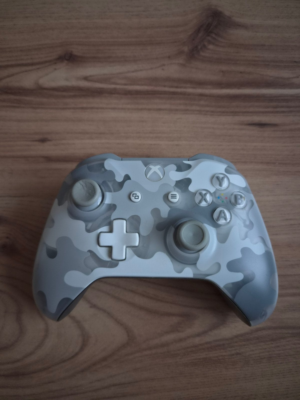 Xbox One Controller - Camouflage Grijs, Spelcomputers en Games, Xbox One, Ophalen of Verzenden, Zo goed als nieuw, Controller