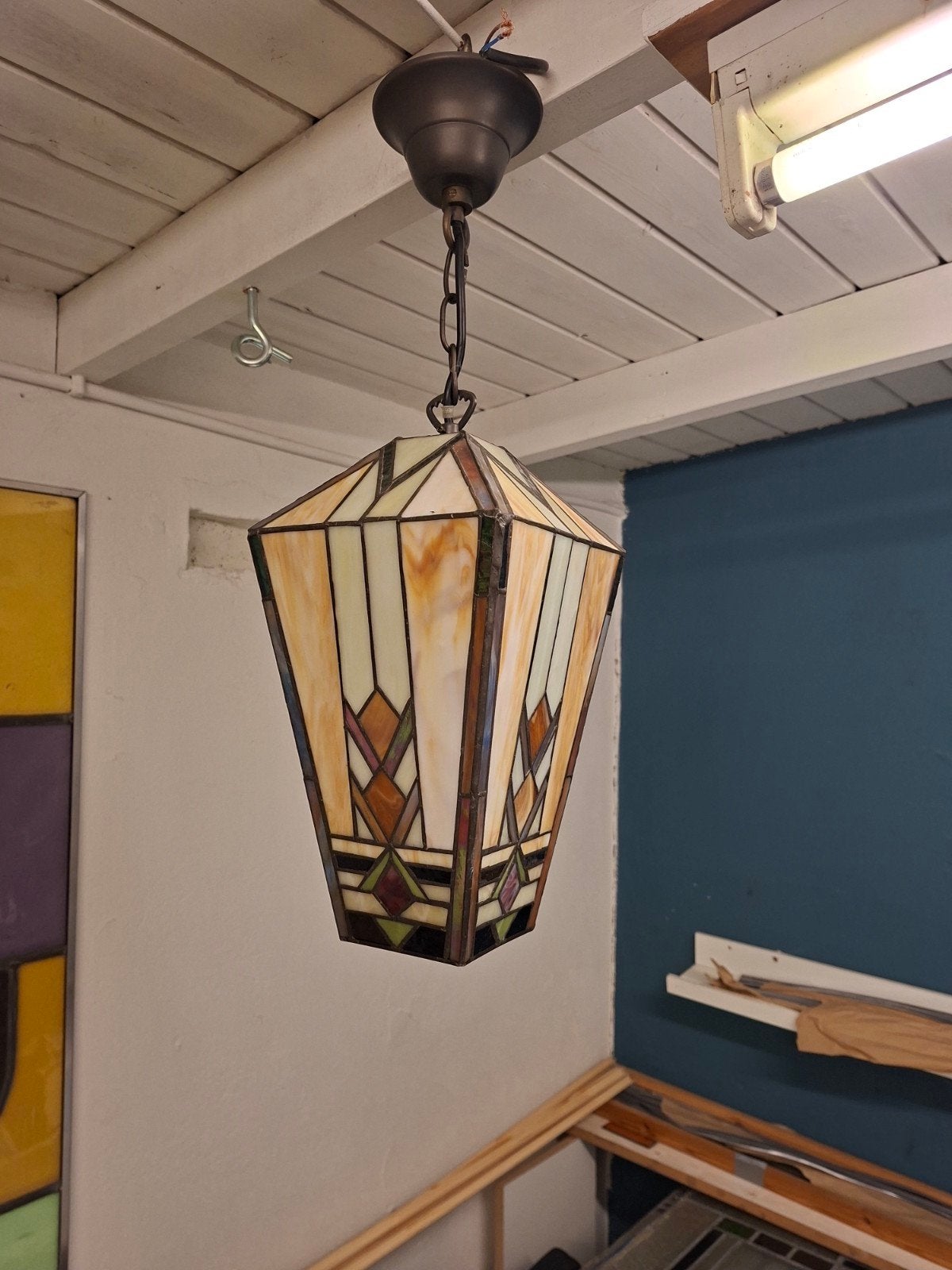 Tiffany Plafondlamp - Handgemaakt Glas, Huis en Inrichting, Lampen | Hanglampen, Ophalen, Gebruikt, Glas, Tiffany, Art Deco, Klassiek