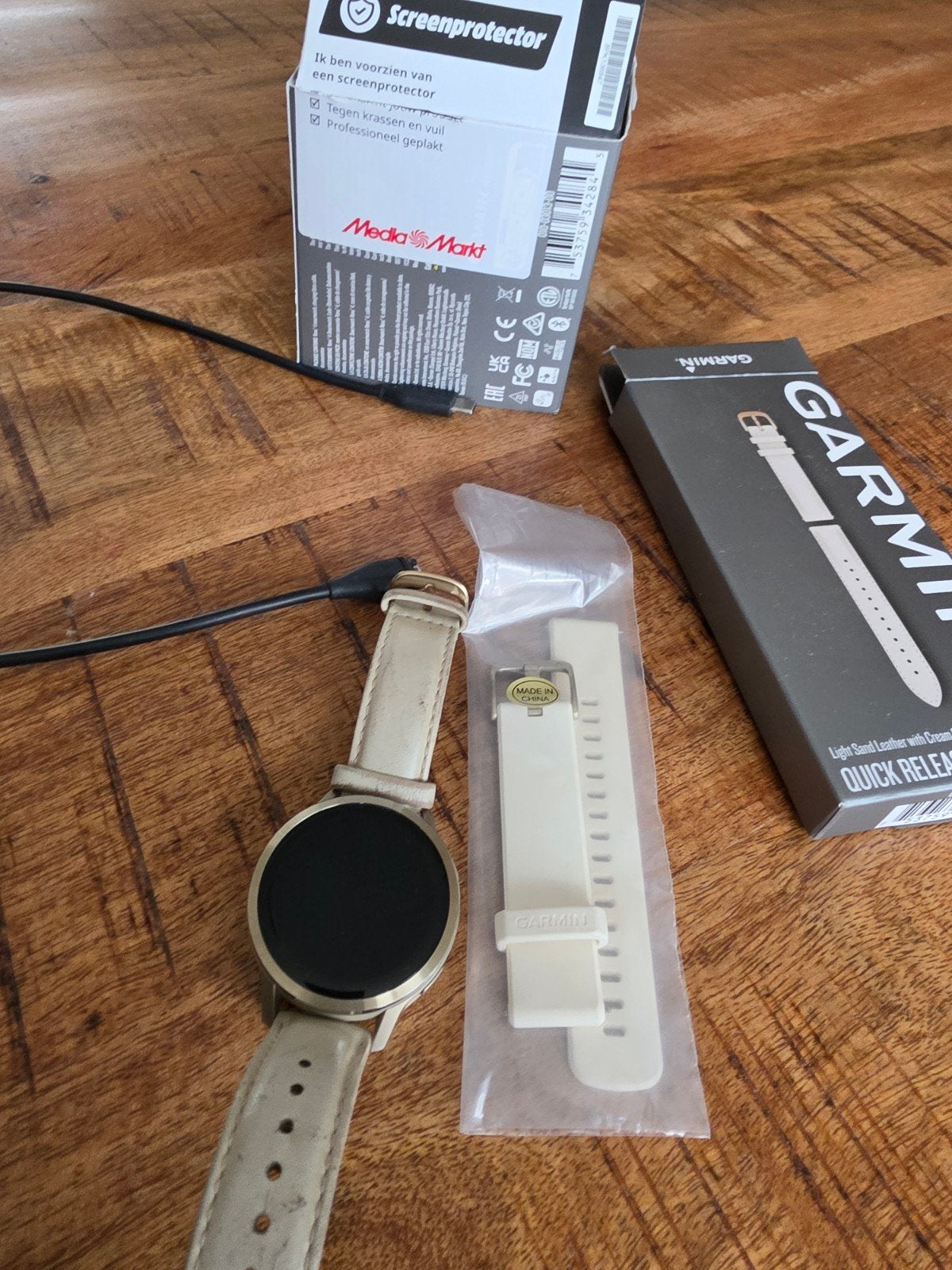 Garmin Venu 4 41mm met extra bandjes, Stappen, Garmin, Ophalen of Verzenden, Zo goed als nieuw