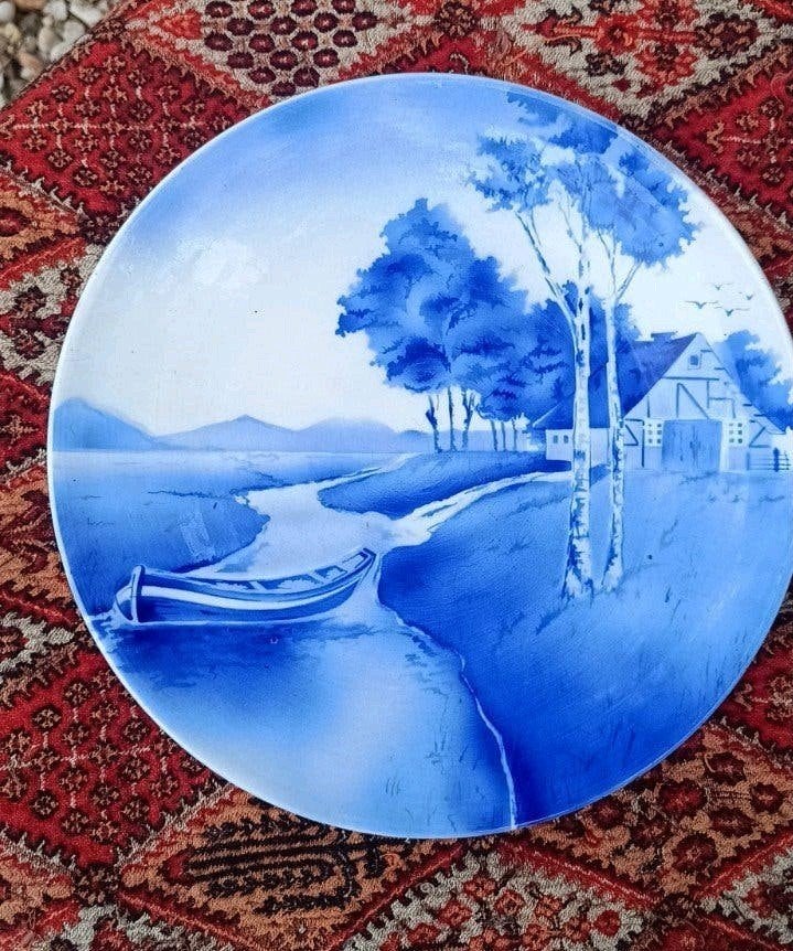 Decoratief bord met blauw-wit landschap, 28cm, Antiek en Kunst, Antiek | Wandborden en Tegels, Ophalen of Verzenden